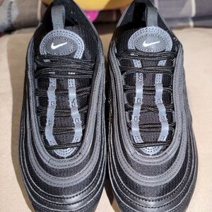 Nike Kids Black and Gray Sneakers